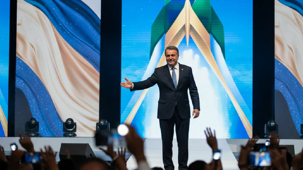 8220flvio nmero 18221 - A Trajetória de um Mago da Publicidade na Política