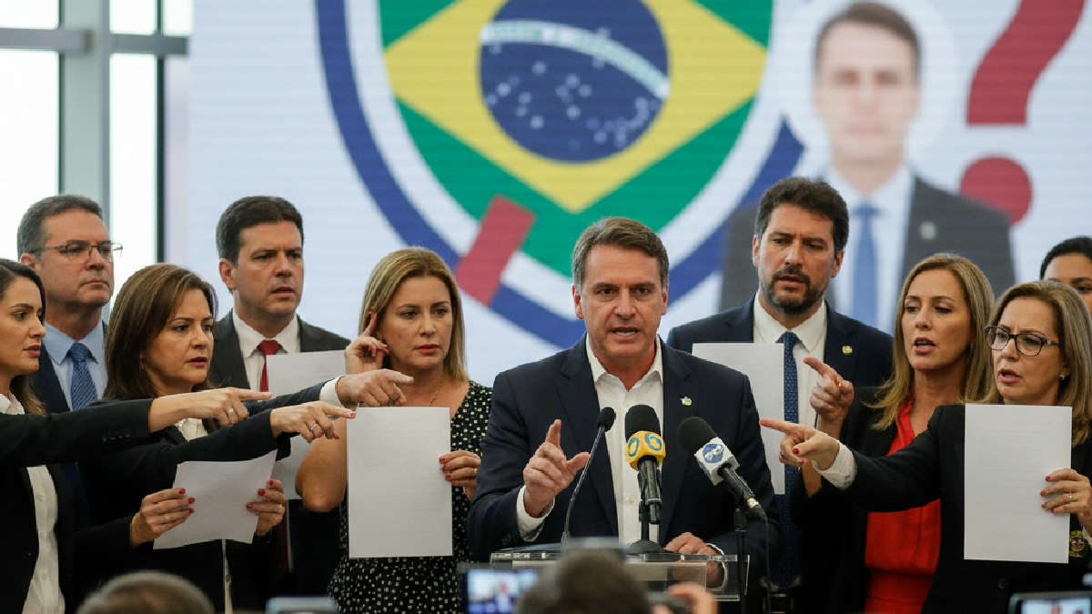 oposio cobra dino - A Operação Contra Mário Frias e o Questionamento da Oposição